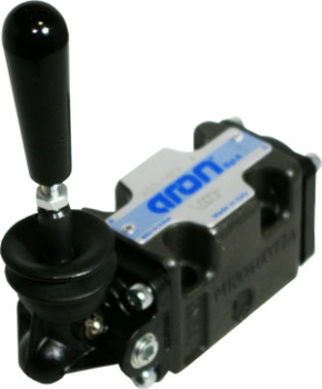 CETOP 3 MOTOR SPOOL SPRING CENTRED LEVER VALVE CETOP 3 MOTOR SPOOL SPRING CENTRED LEVER VALVE